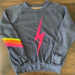 WOMEN'S BOLT CHEVRON HEATHERED NAVY SWEATSHIRT